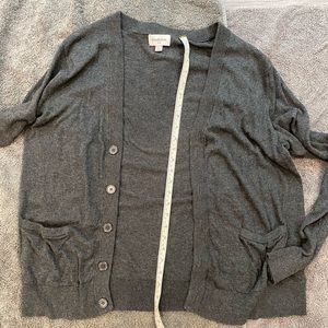 Great button up sweater size L